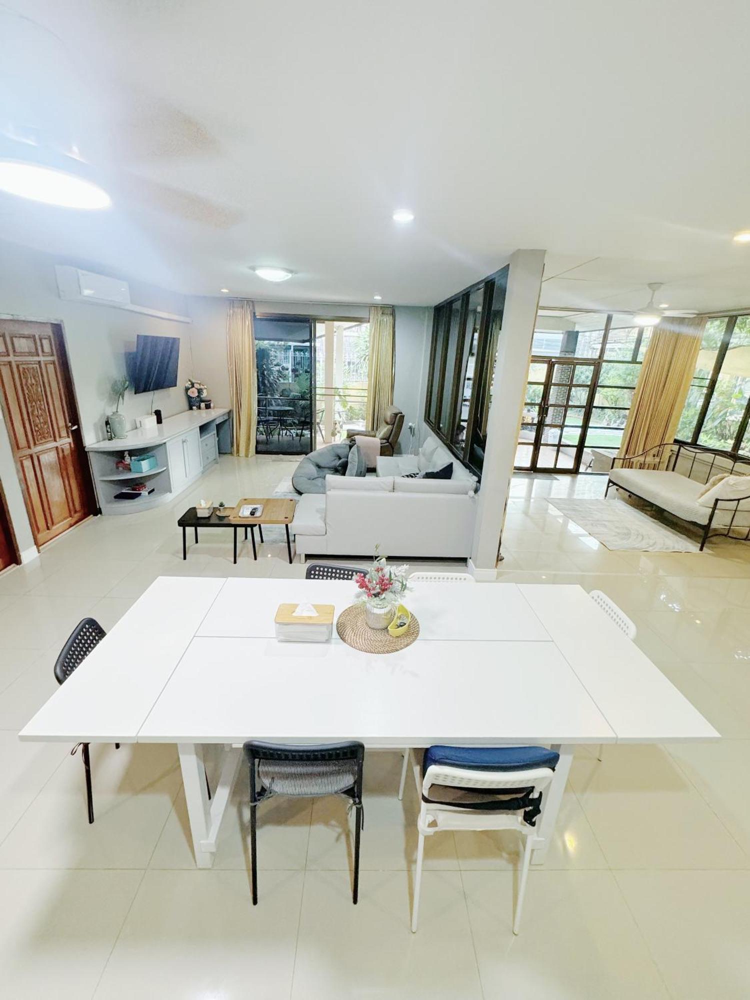 Villa Sun And Moon House *